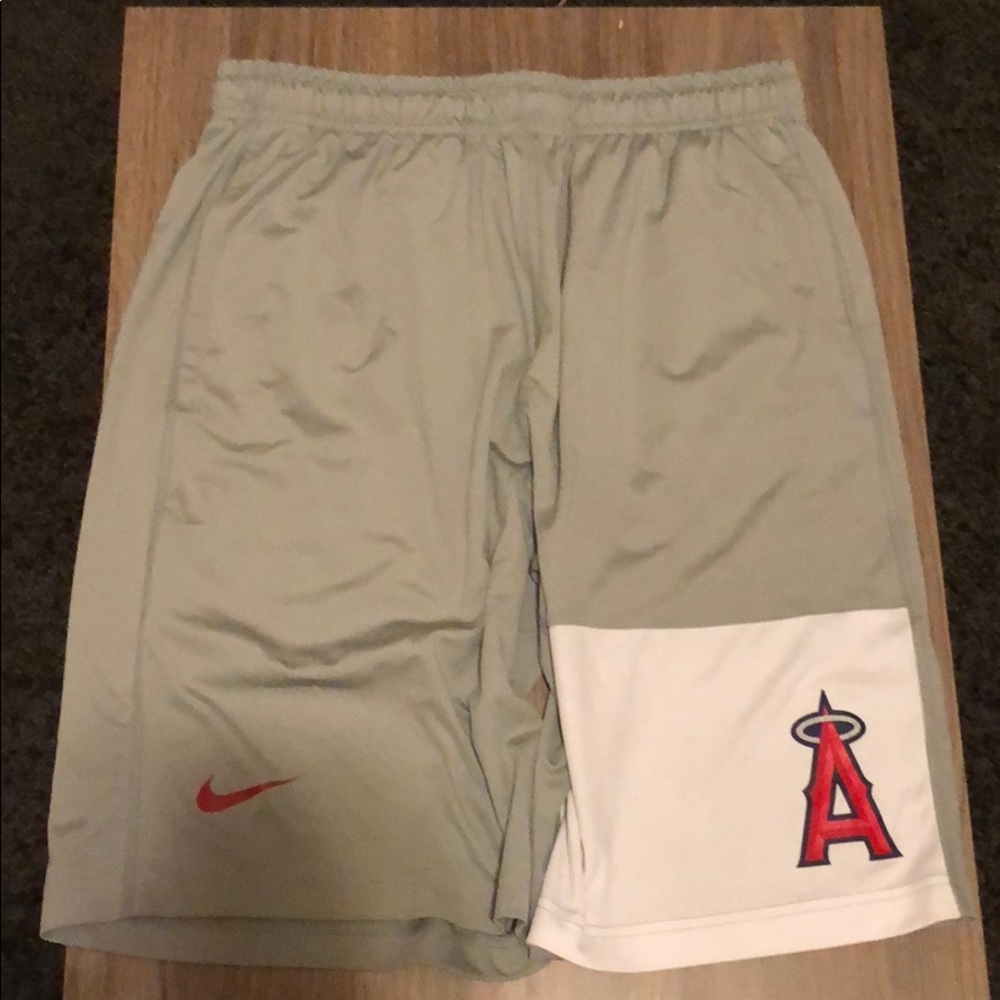 Nike la angels shorts